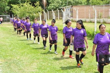 Time em campo.